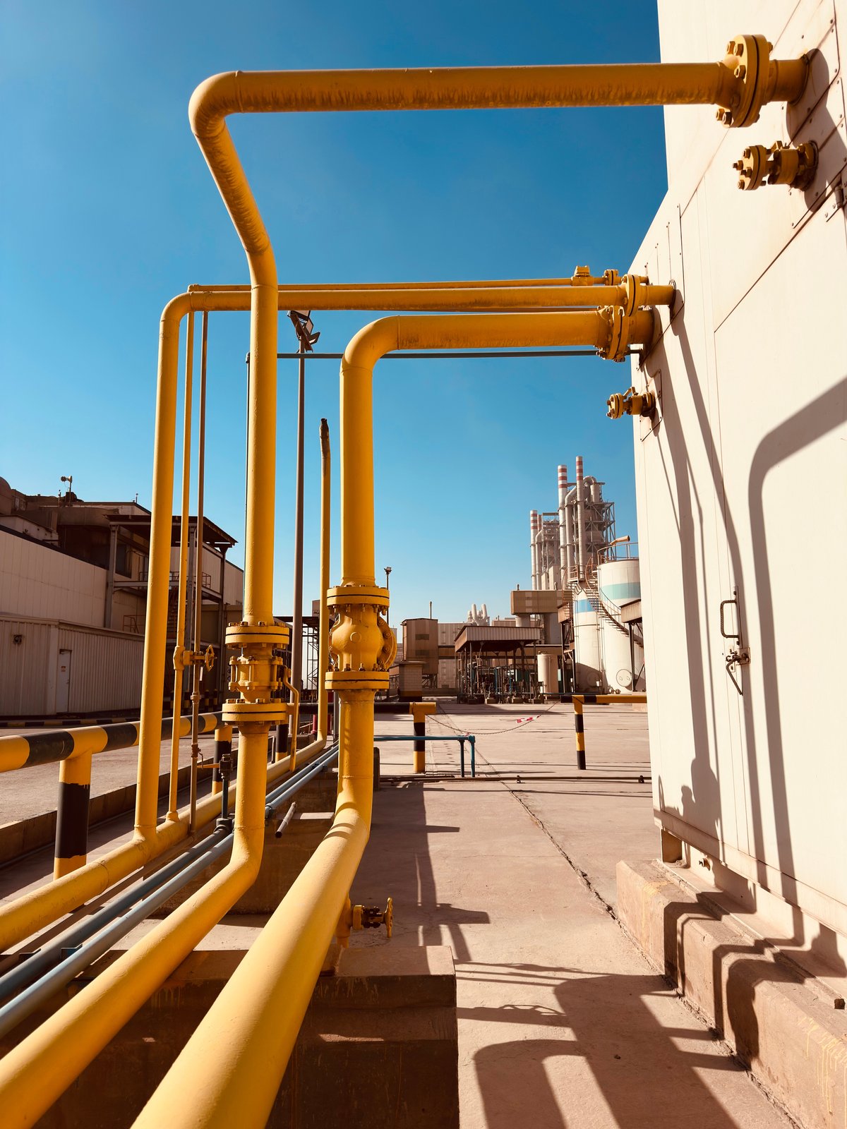 PETRONAS RAPID integrated refinery — full piping package supply